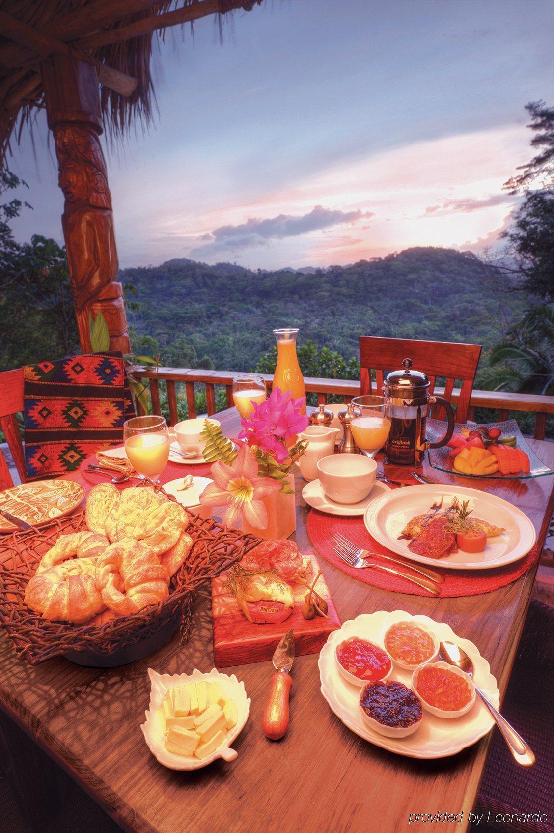 Machaca Hill Rainforest Canopy Lodge Punta Gorda Exterior photo